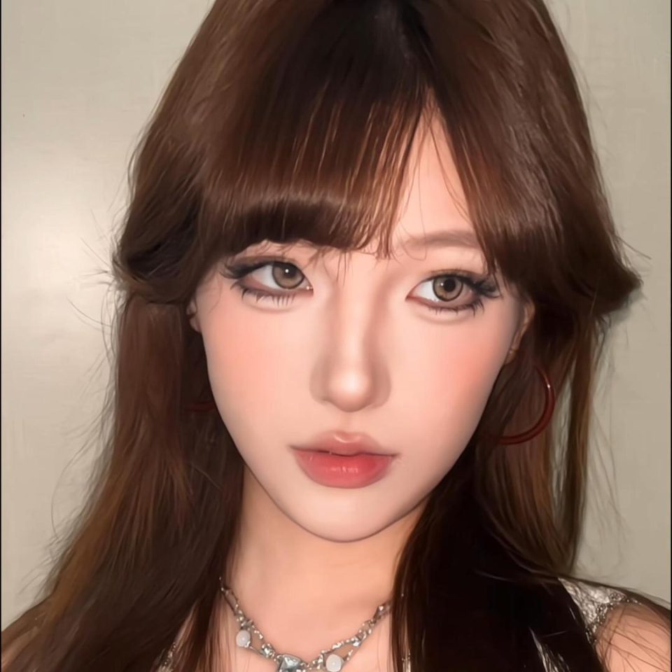 Alternate view of Honey Brown 6-Month Contacts